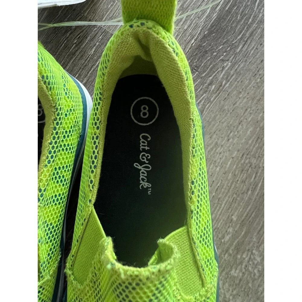 NEW Cat & Jack Slip On Sneakers Kids Size 8 Green Mesh Geometric Casual Shoes